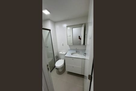Banheiro de apartamento à venda com 2 quartos, 69m² em Tijuca, Rio de Janeiro