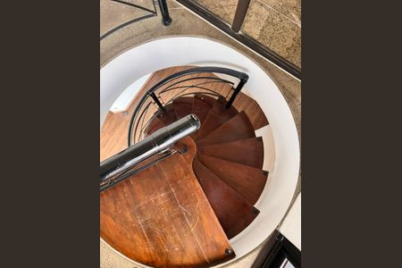 Apartamento para alugar com 270m², 3 quartos e 4 vagas