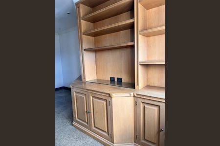 Apartamento para alugar com 270m², 3 quartos e 4 vagas