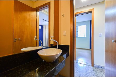 Apartamento para alugar com 70m², 3 quartos e 1 vagaLavabo