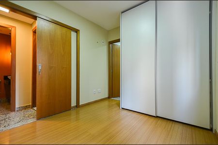 Suíte de apartamento para alugar com 3 quartos, 70m² em Lourdes, Belo Horizonte