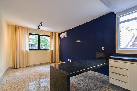 Sala Ambientes de apartamento para alugar com 3 quartos, 70m² em Lourdes, Belo Horizonte