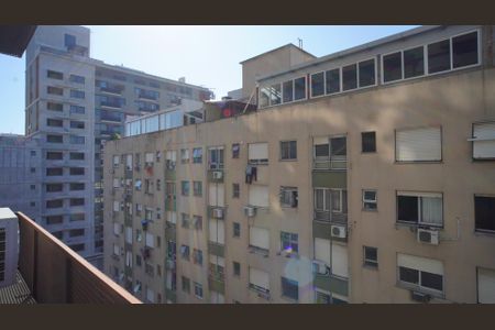 Vista  de kitnet/studio à venda com 1 quarto, 27m² em Bela Vista, Porto Alegre