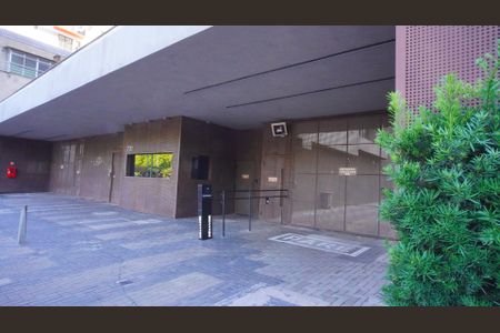 Studio para alugar com 27m², 1 quarto e 1 vaga Studio para alugar com 27m², 1 quarto e 1 vagaFachada