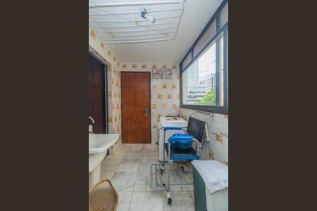 Foto 11 de apartamento à venda com 3 quartos, 124m² em Auxiliadora, Porto Alegre
