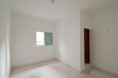 Casa para alugar com 116m², 2 quartos e sem vagaSuíte