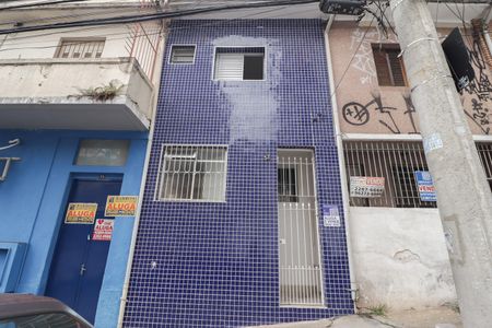 Casa para alugar com 116m², 2 quartos e sem vagaFachada