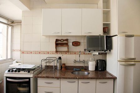 Apartamento à venda com 50m², 1 quarto e sem vagaCozinha + Área de Serviço