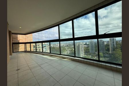 Foto 03 de apartamento à venda com 3 quartos, 192m² em Jardim Morumbi, São Paulo