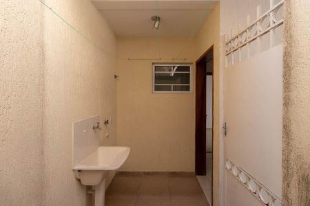 Casa de condomínio à venda com 100m², 3 quartos e 1 vaga Casa de condomínio à venda com 100m², 3 quartos e 1 vagaÁrea de Serviço