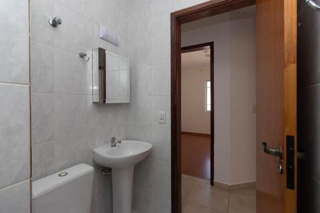 Casa de condomínio à venda com 100m², 3 quartos e 1 vaga Casa de condomínio à venda com 100m², 3 quartos e 1 vagaBanheiro Social