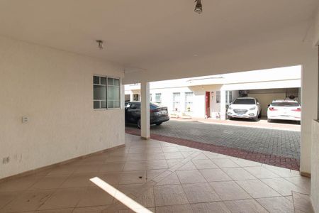 Casa de condomínio à venda com 100m², 3 quartos e 1 vaga Casa de condomínio à venda com 100m², 3 quartos e 1 vagaGaragem