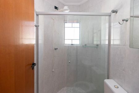 Casa de condomínio à venda com 100m², 3 quartos e 1 vaga Casa de condomínio à venda com 100m², 3 quartos e 1 vagaBanheiro da Suíte