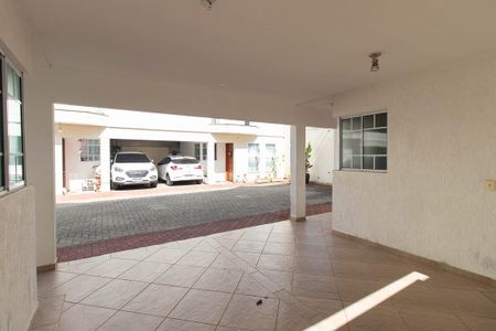 Casa de condomínio à venda com 100m², 3 quartos e 1 vaga Casa de condomínio à venda com 100m², 3 quartos e 1 vagaGaragem