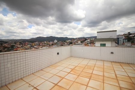 Apartamento para alugar com 226m², 3 quartos e 2 vagasCobertura