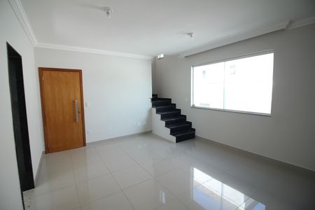 Sala de apartamento para alugar com 3 quartos, 226m² em Diamante, Belo Horizonte