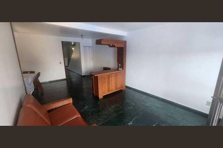 Casa de condomínio à venda com 192m², 4 quartos e 3 vagas