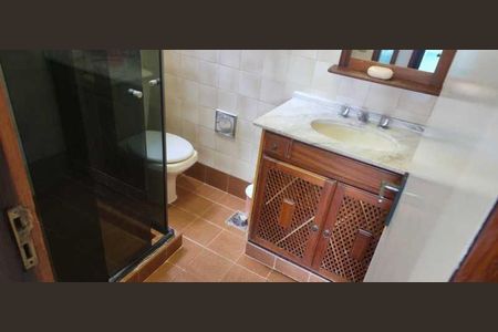 Casa de condomínio à venda com 192m², 4 quartos e 3 vagas