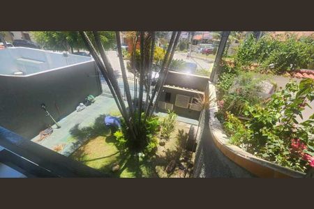 Casa de condomínio à venda com 192m², 4 quartos e 3 vagas