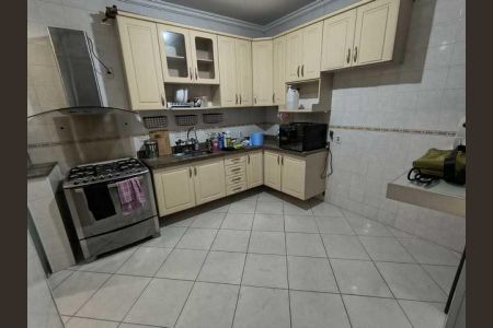 Apartamento à venda com 98m², 2 quartos e 1 vaga