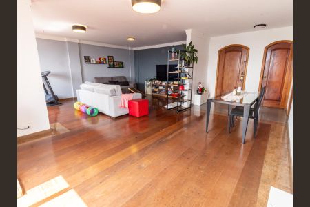 Apartamento à venda com 165m², 3 quartos e 1 vagaSala