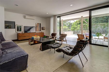 Casa à venda com 3 quartos, 540m² em Jardim dos Estados, São Paulo