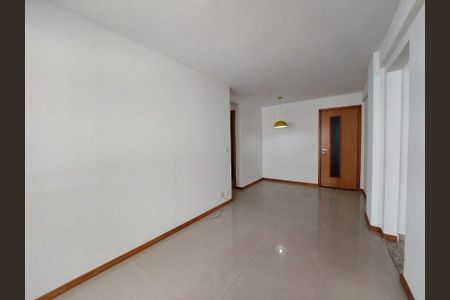 Apartamento à venda com 2 quartos, 55m² em Maria Paula, Niterói