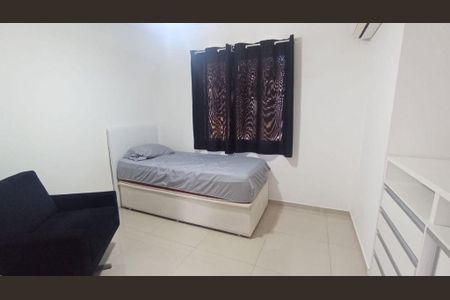 Casa à venda com 4 quartos, 278m² em Piratininga, Niterói