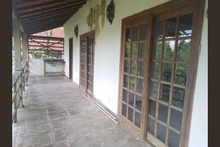 Casa à venda com 3 quartos, 160m² em Maravista, Niterói