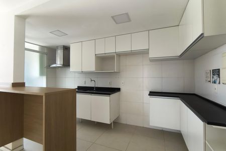 Apartamento para alugar com 70m², 2 quartos e 1 vaga Apartamento para alugar com 70m², 2 quartos e 1 vagaCozinha - Armários