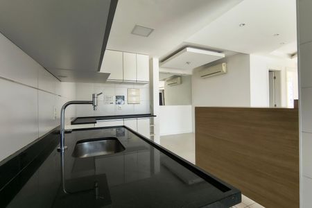 Apartamento para alugar com 70m², 2 quartos e 1 vaga Apartamento para alugar com 70m², 2 quartos e 1 vagaCozinha - Armários