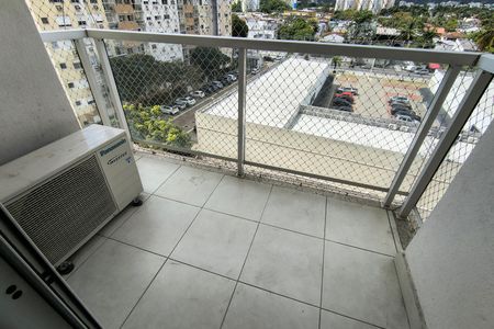 Apartamento para alugar com 70m², 2 quartos e 1 vaga Apartamento para alugar com 70m², 2 quartos e 1 vagaVaranda