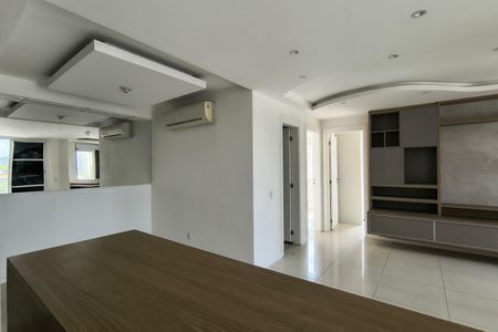 Apartamento para alugar com 70m², 2 quartos e 1 vaga Apartamento para alugar com 70m², 2 quartos e 1 vagaSala
