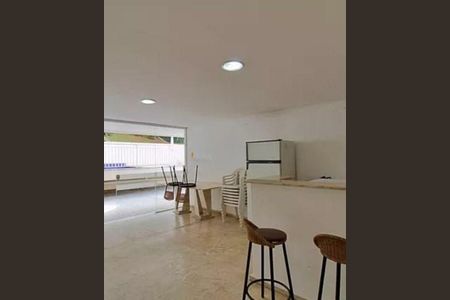Apartamento à venda com 2 quartos, 70m² em Real Parque, São Paulo