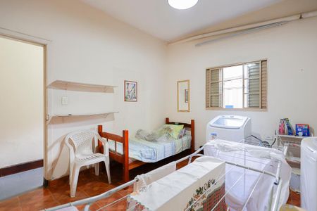 Casa à venda com 150m², 2 quartos e sem vagaQuarto de serviço