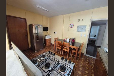 Apartamento à venda com 3 quartos, 223m² em Icaraí, Niterói