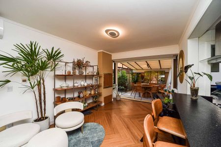 Sala de apartamento para alugar com 3 quartos, 180m² em São João, Porto Alegre