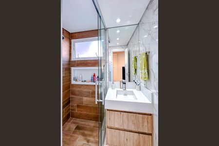 Apartamento à venda com 85m², 2 quartos e 2 vagasBanheiro da Suíte 1