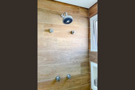 Apartamento à venda com 85m², 2 quartos e 2 vagasBanheiro da Suíte 1