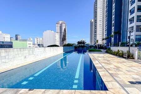Apartamento à venda com 85m², 2 quartos e 2 vagasÁrea comum - Piscina
