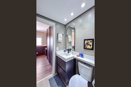 Apartamento à venda com 85m², 2 quartos e 2 vagasBanheiro da Suíte 2