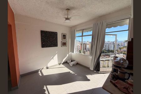 Casa à venda com 6 quartos, 450m² em Santa Rosa, Niterói