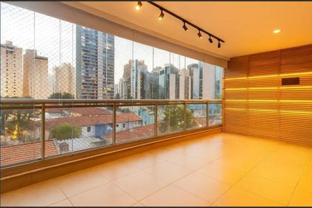 Apartamento à venda com 3 quartos, 134m² em Vila Nova Conceição, São Paulo