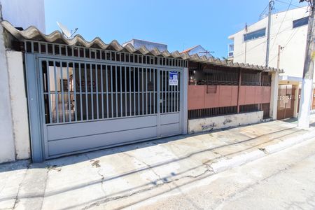 Casa à venda com 200m², 2 quartos e 1 vagaFachada 