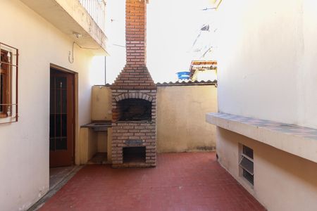 Casa à venda com 200m², 2 quartos e 1 vagaChurrasqueira