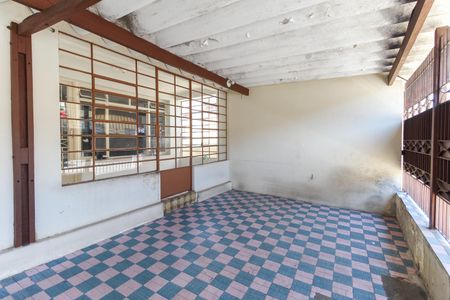 Casa à venda com 200m², 2 quartos e 1 vagaGaragem