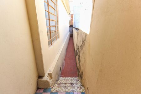 Casa à venda com 200m², 2 quartos e 1 vagaCorredor Externo