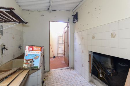 Casa à venda com 200m², 2 quartos e 1 vagaÁrea de Serviço