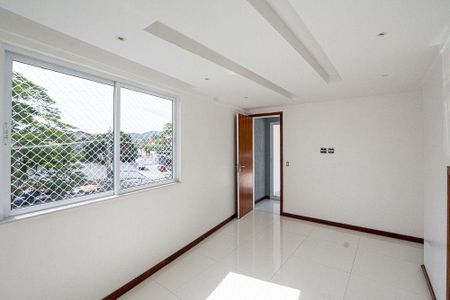 Casa à venda com 4 quartos, 150m² em Itaipu, Niterói