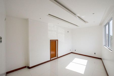 Casa à venda com 4 quartos, 150m² em Itaipu, Niterói